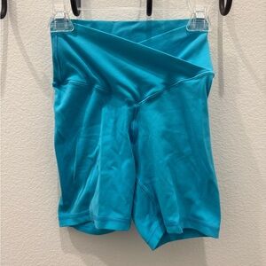 Offline by Aerie Real Me Crossover Bike Shorts – Size S